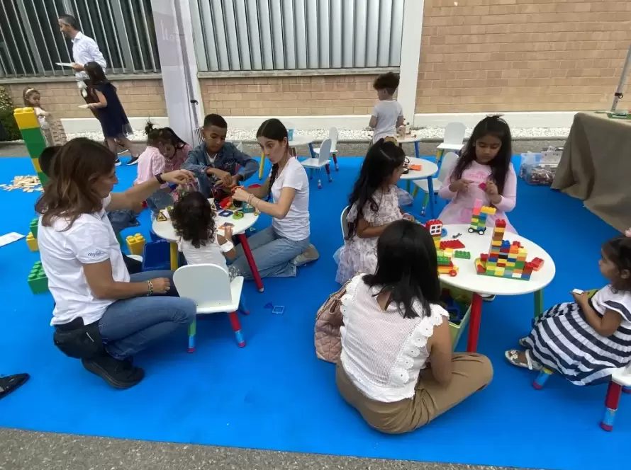 Bricksparty compleanni intrattenimento Milano